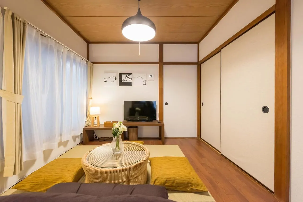 四ツ木駅徒歩２分リノベーション済み・家具家電無料wifi完備！スカイツリー電車5分！ Apartment Tokyo 0*,